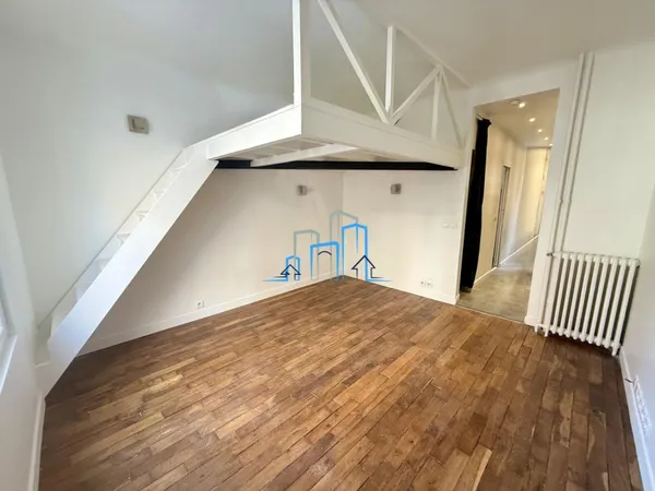 STUDIO PARIS XI ÈME