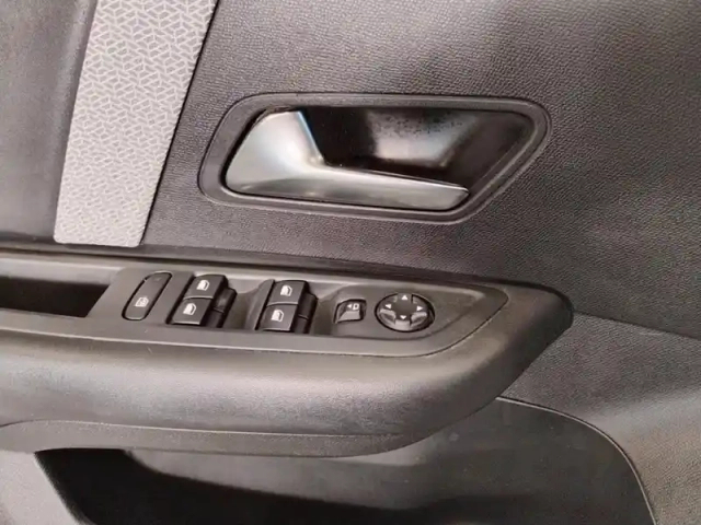 Citroën C4 puretech 130 s&amp;s eat8 feel pack — photo 20