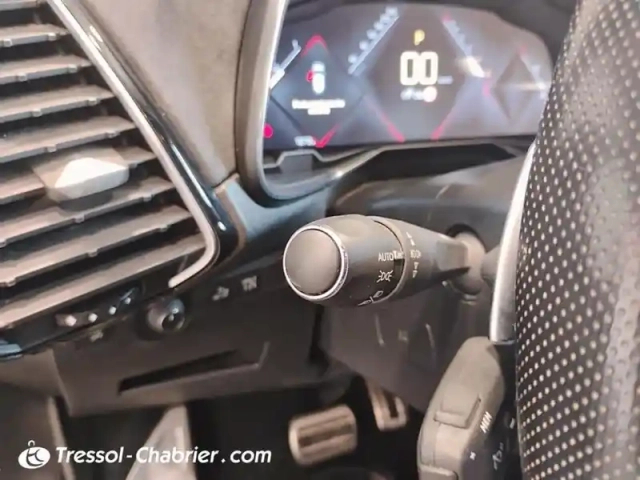 Ds Ds 7 ds7 crossback bluehdi 180 eat8 performance line+ — photo 27