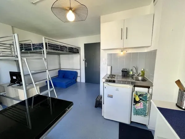 Appartement 1 pièce 18 m²