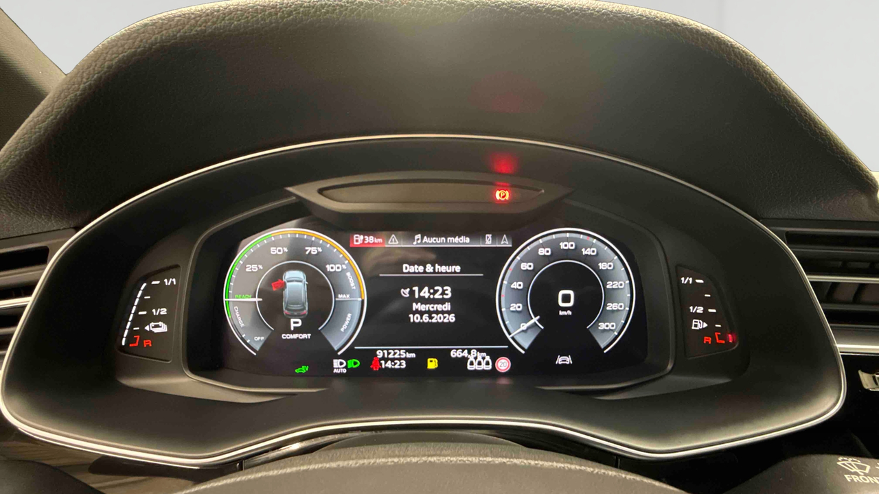Audi Q7 60 TFSI e 462 Tiptronic 8 Quattro — photo 18