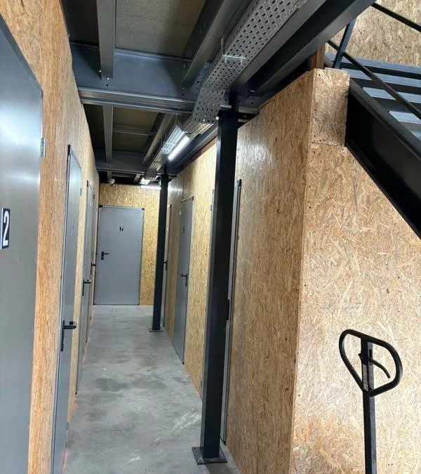 Photo 1