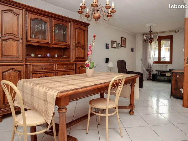Maison individuelle 3 chambres avec jardin et garage - Serémange-Erzange