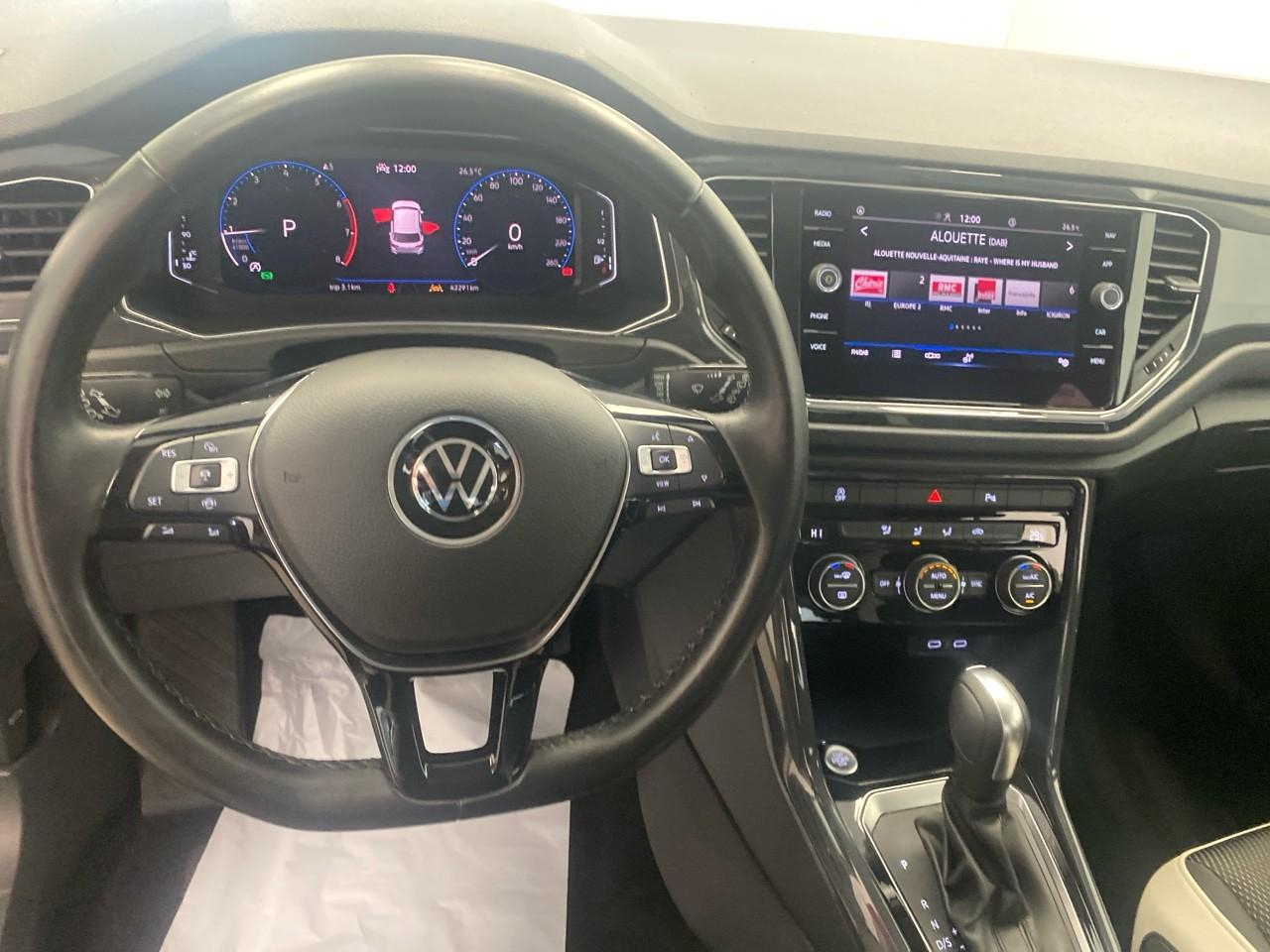 Volkswagen T-Roc 1.5 tsi 150 evo start/stop dsg7 carat — photo 12