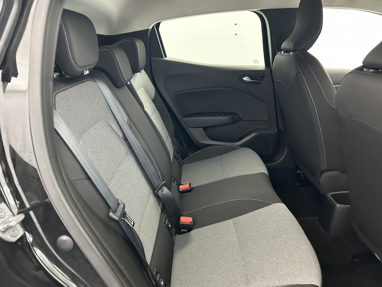 Renault Clio 5 — photo 16