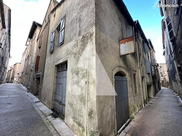Immeuble 200 m²