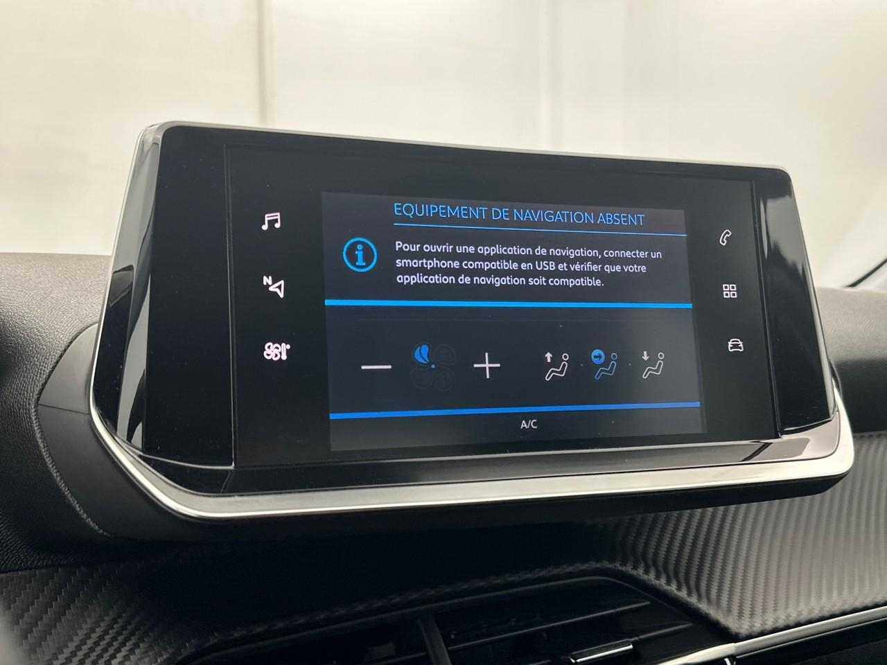Peugeot 208 puretech 100 s&s bvm6 style — photo 10