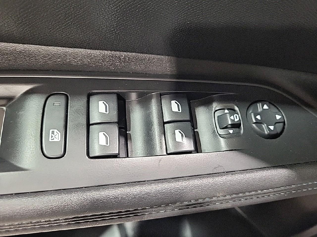 Peugeot 3008 bluehdi 130ch s&s eat8 allure — photo 23