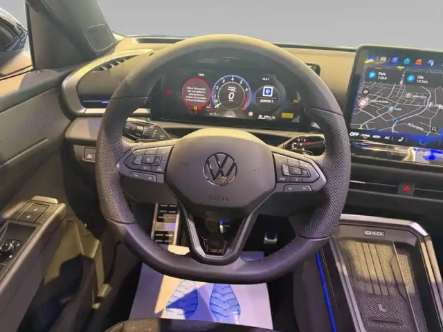 Volkswagen T-Roc 1.5 etsi evo2 hybrid 150 ch dsg7 — photo 12