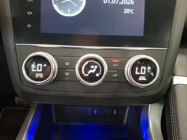 Renault Kadjar tce 140 edc — photo 28