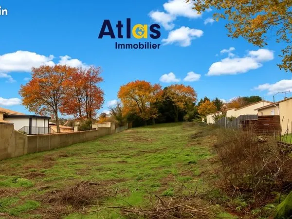 Terrain 2270 m² VOUILLE
