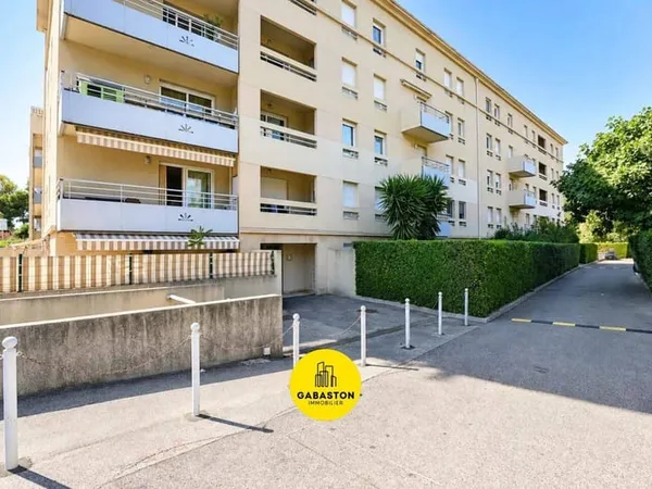 Parking 10 m²