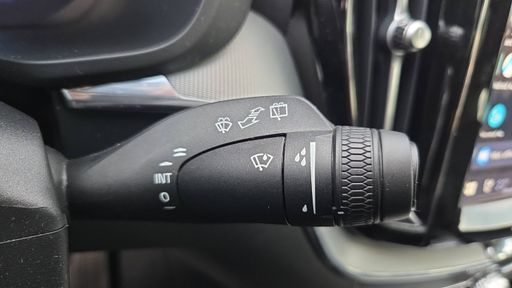 Volvo XC60 T6 Recharge 2.0 Ti 253 Plug in Hybrid 145 AWD Geartronic8 - Plus Style Dark – 2024 – 42063 km – Hybride rechargeable – Boîte Automatique — photo 34