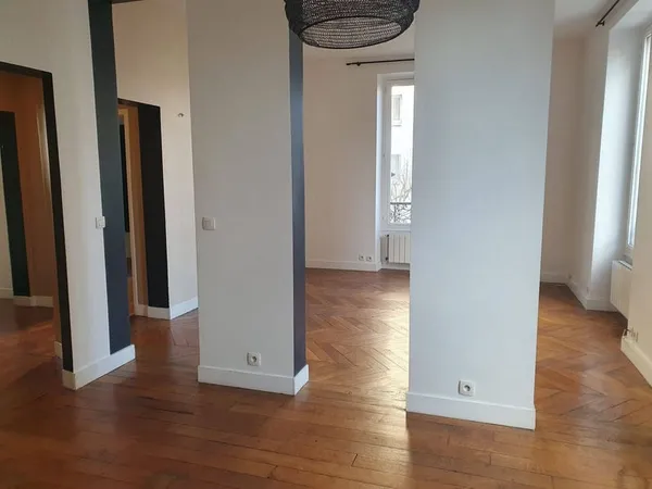 Appartement 5 pièces 93 m²
