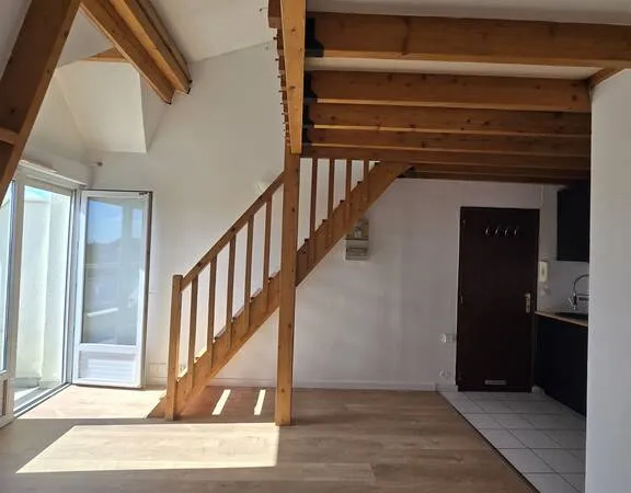 Studio 1 pièce 30 m²
