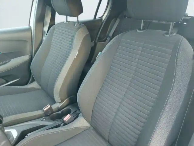 Peugeot 208 puretech 75 s&amp;s bvm5 — photo 31