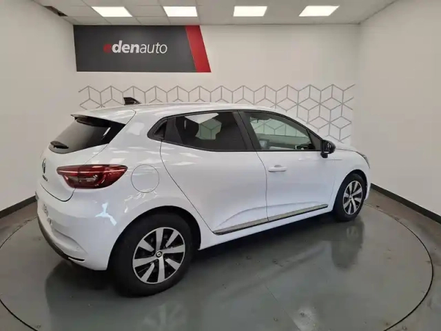 Renault Clio tce 90 — photo 19