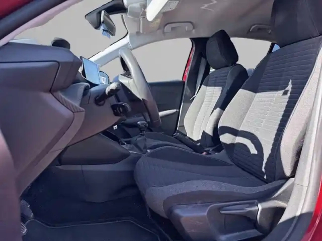 Peugeot 208 puretech 100 s&amp;s bvm6 — photo 11