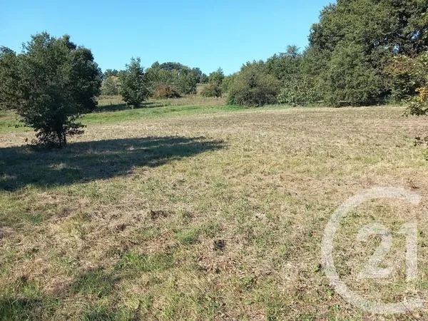 Terrain 1424 m²