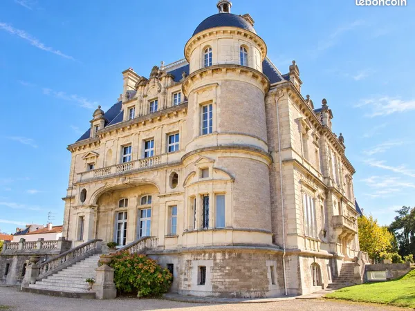 BIARRITZ - Plateau de 55 m² - Château Boulart