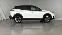 Peugeot 2008 1.2 PureTech 130ch S&S GT EAT8 — photo 4