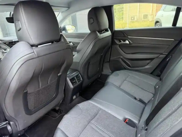Peugeot 508 ii hybrid 225 e-eat8 allure business — photo 19