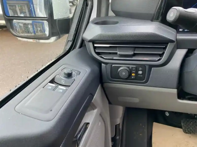 Ford Custom fg 280 l1h1 2.0 ecoblue 136ch limited bva8 — photo 6