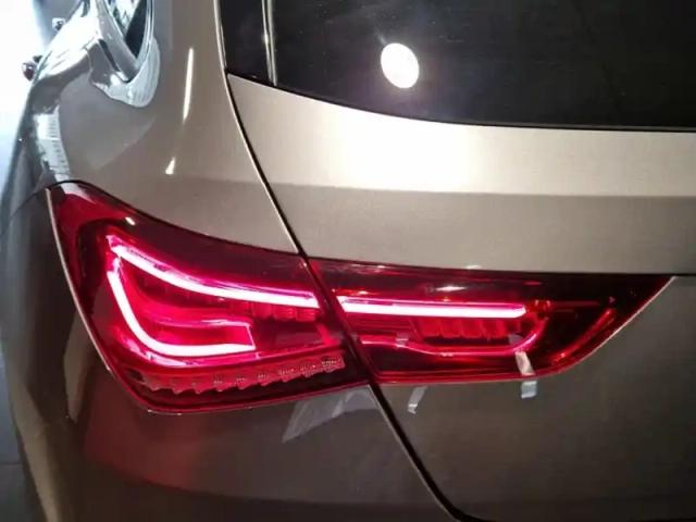 Mercedes Cla 200 d shooting brake amg l — photo 13