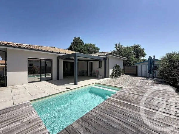 Maison de plain-pied 6 pièces 127 m²