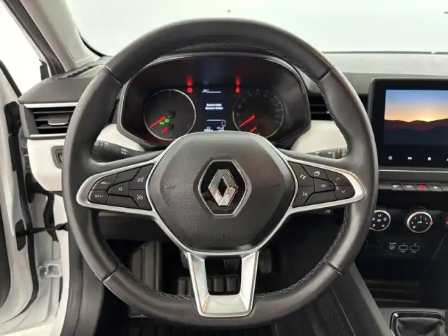 Renault Clio tce 90 — photo 24