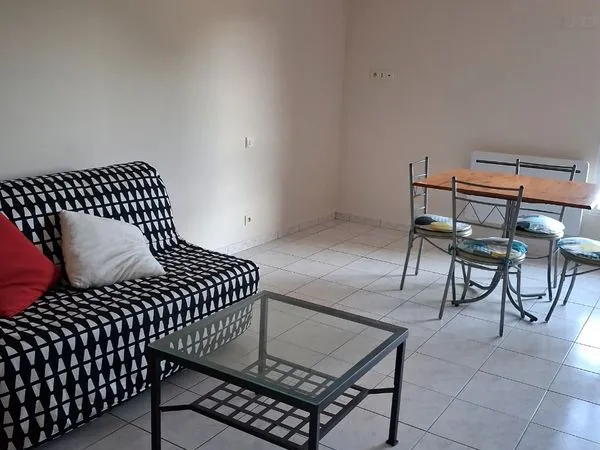Studio meublé 30m²
