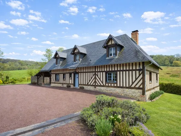 Vends maison 200m² Normande avec terrain de 3000m²