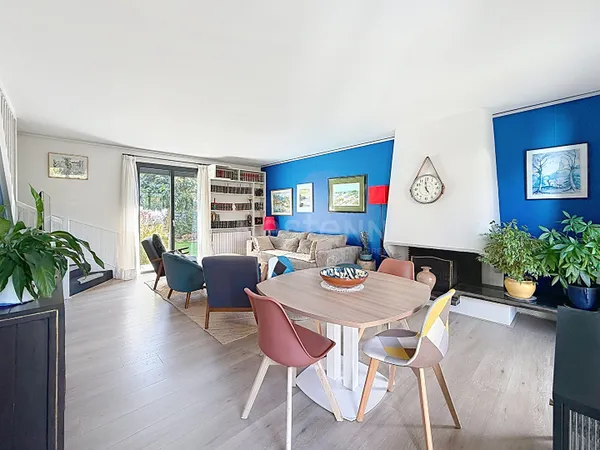 Maison Lamorlaye 6 pièce(s) 160m2