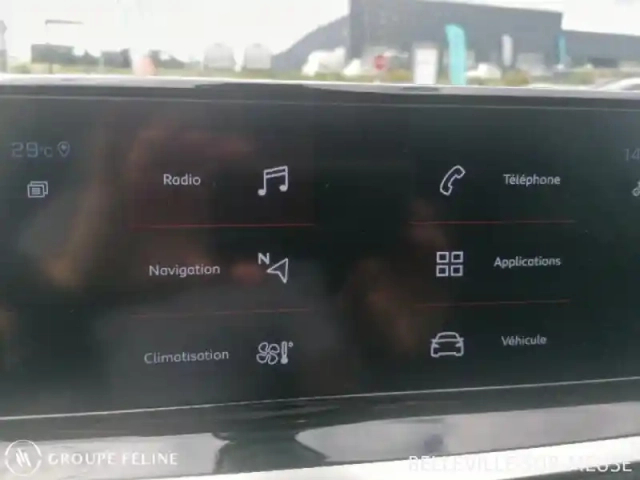 Peugeot 208 100ch s&amp;s allure  pack  bvm6 — photo 12
