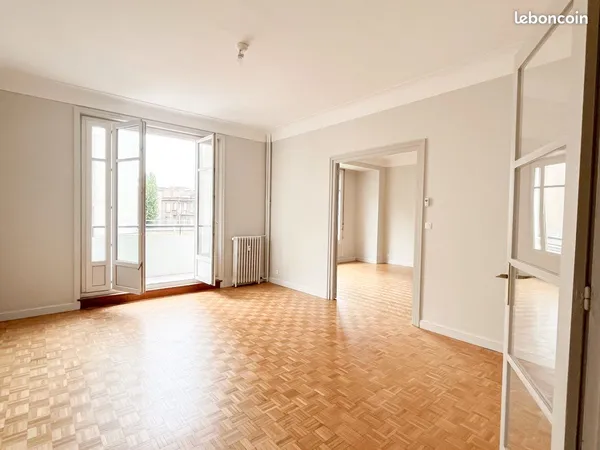 T3 de 94 m² - grand séjour avec parquet - Quartier Grammont