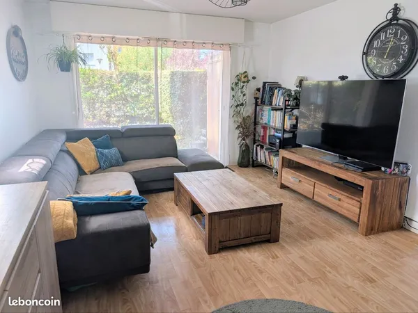 Charmant T3 avec jardin, terrasse, garage et 2 parkings - Proche Port & Tohannic