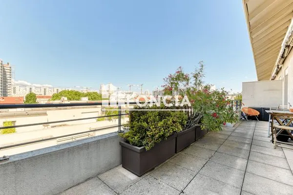 Appartement 5 pièces 147 m²