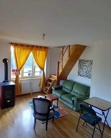 Studio meublé 25 m², avec Internet (02500 Martigny)