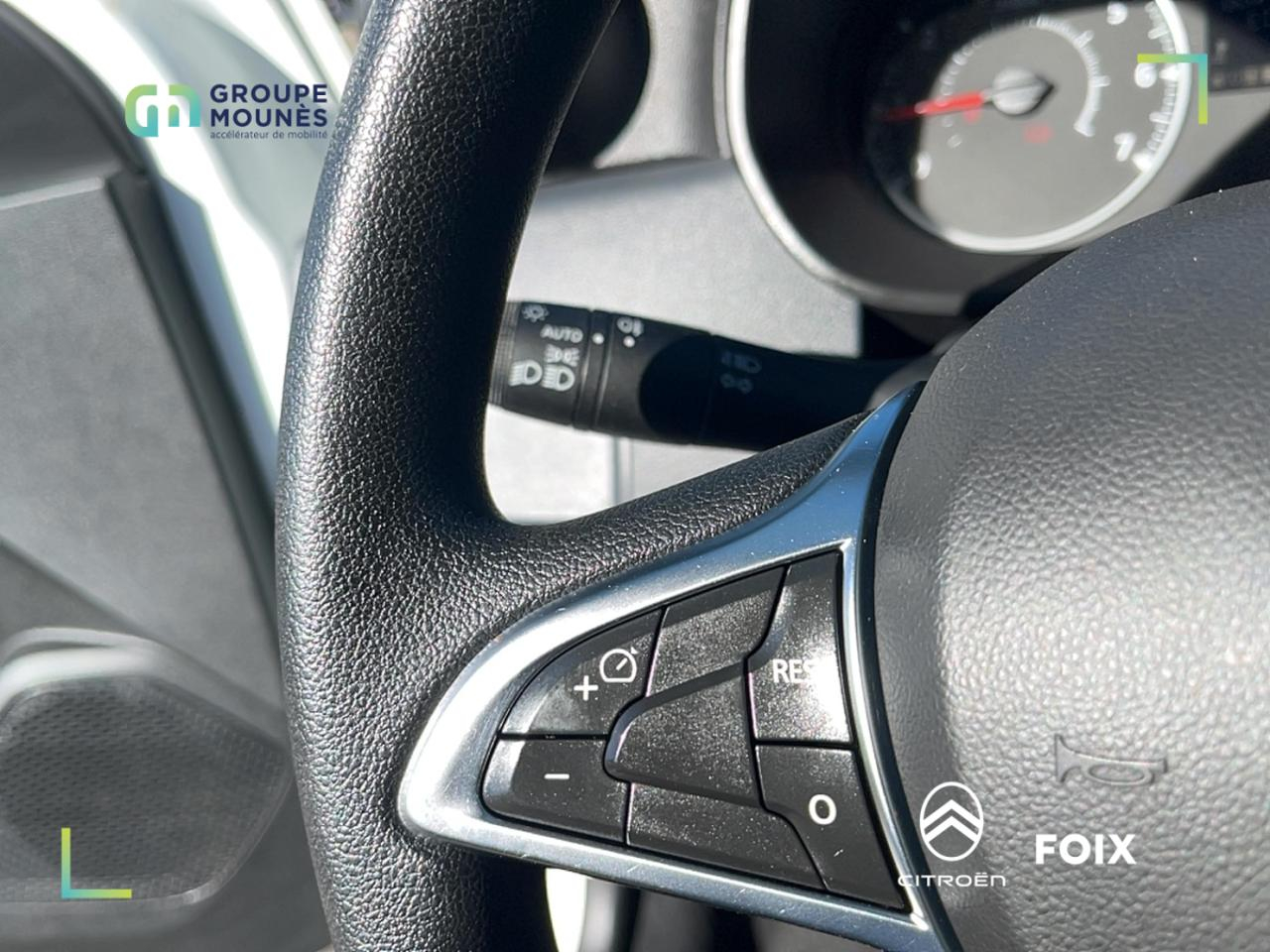 Dacia Duster access blue dci 95 4x2 e6u — photo 16