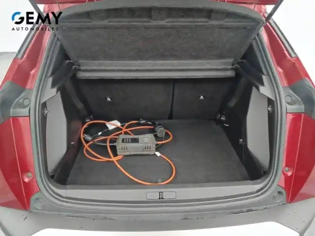 Peugeot 2008 electrique 136 ch — photo 6