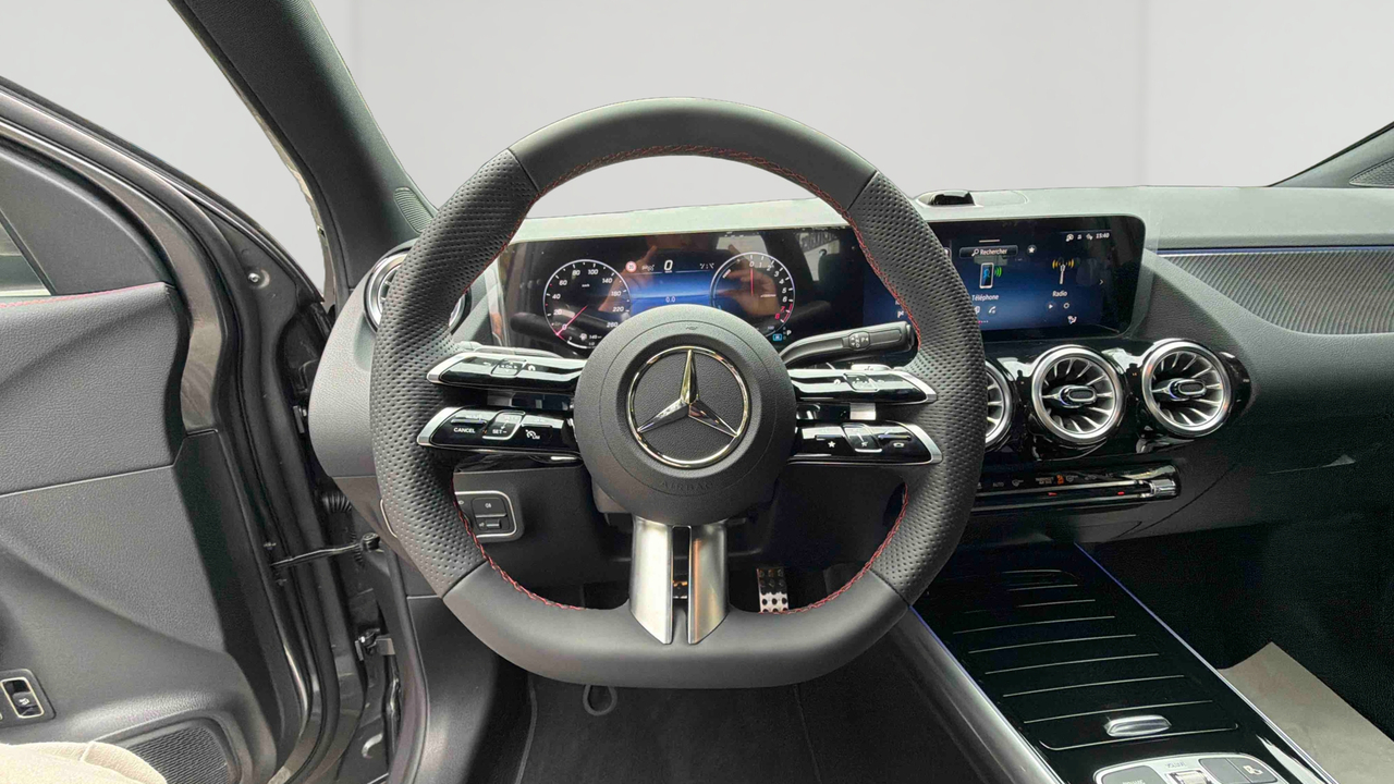 Mercedes GLA 250 e hybride rechargeable 8G-DCT — photo 10