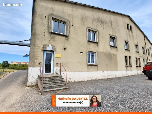 Fonds de commerce transports 1 560 m²