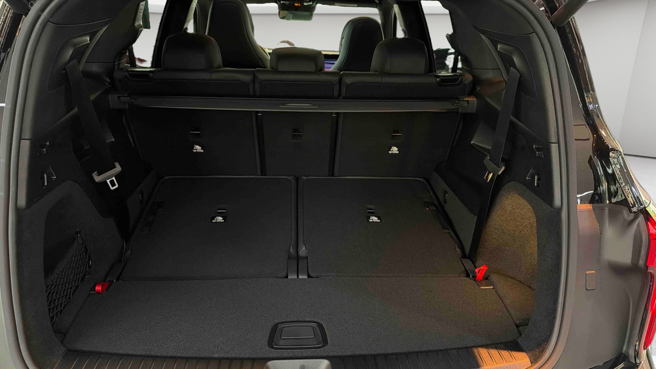 Mercedes GLB 200 — photo 12
