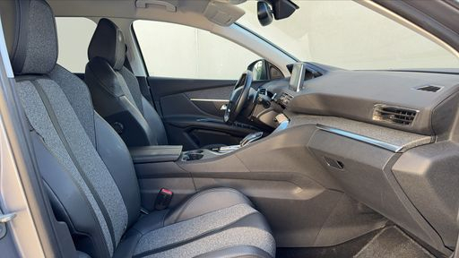 Peugeot 3008 1.2 PureTech 130 EAT8 - Allure – 2017 – 150212 km – Essence – Boîte Automatique — photo 8