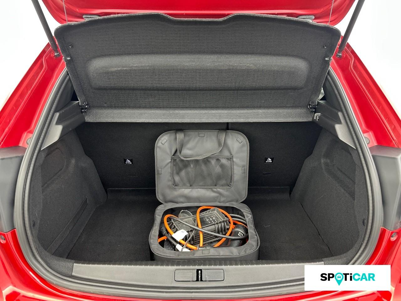 Peugeot 208 e-208 136ch allure pack — photo 6