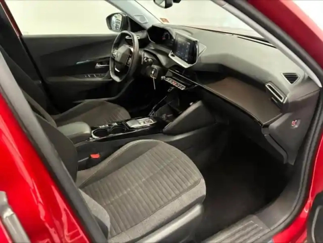 Peugeot 2008 1.2 puretech 130ch s&amp;s style eat8 — photo 14