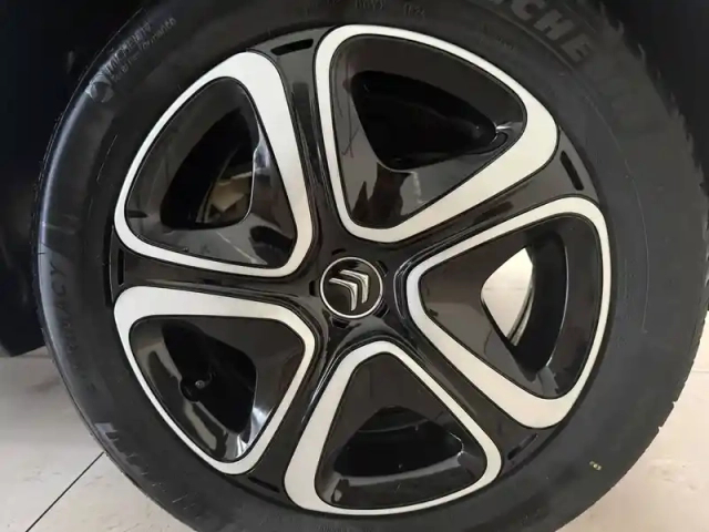 Citroën C3 puretech 83 ch bvm5 — photo 97