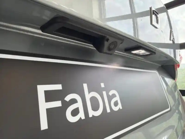 Skoda Fabia 1.0 tsi evo2 95ch selection — photo 9