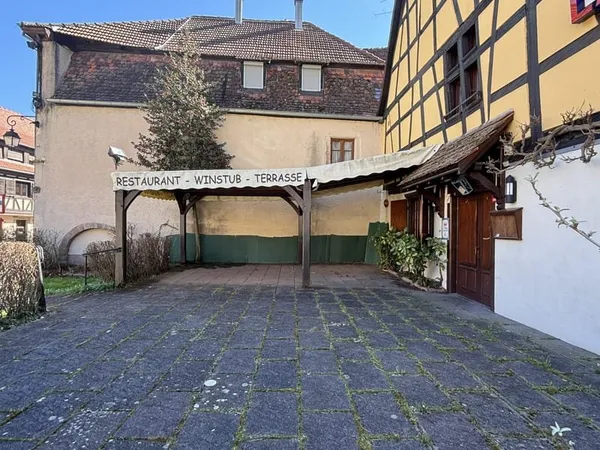 Local commercial 86 m²