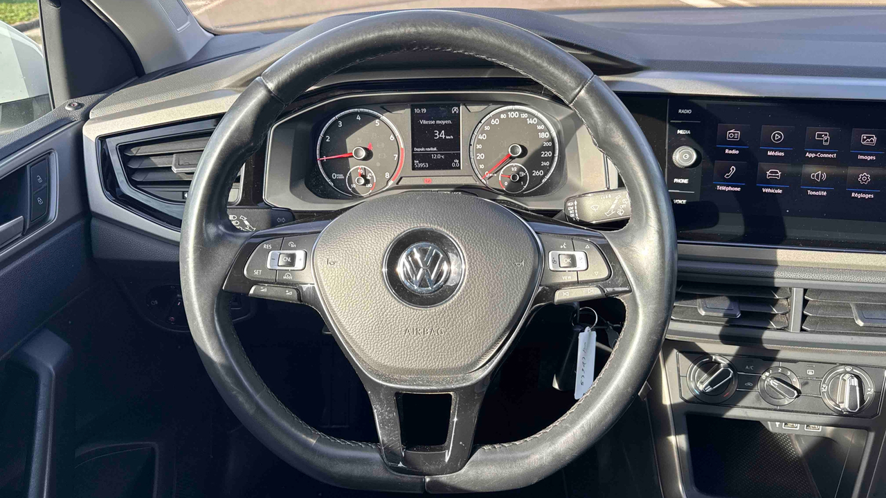 Volkswagen Polo 1.0 TSI 95 S&amp;S BVM5 — photo 22
